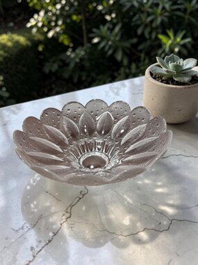 Lausitzer Glass Medea 24% Lead Crystal Bowl Dew Drop Leaf Pattern E Germany VTG